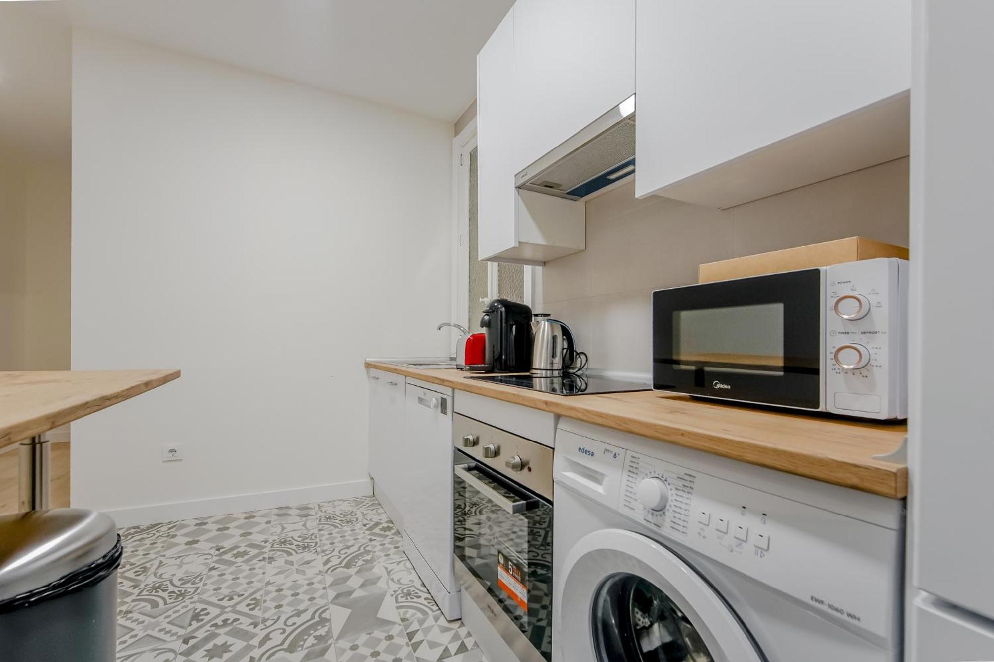 Modern Apt Para 6Pax En La Plaza De Tirso-Centro E1 Madri Exterior foto